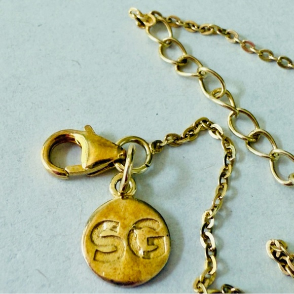 Shana Gulati Necklace - Picture 4 of 5